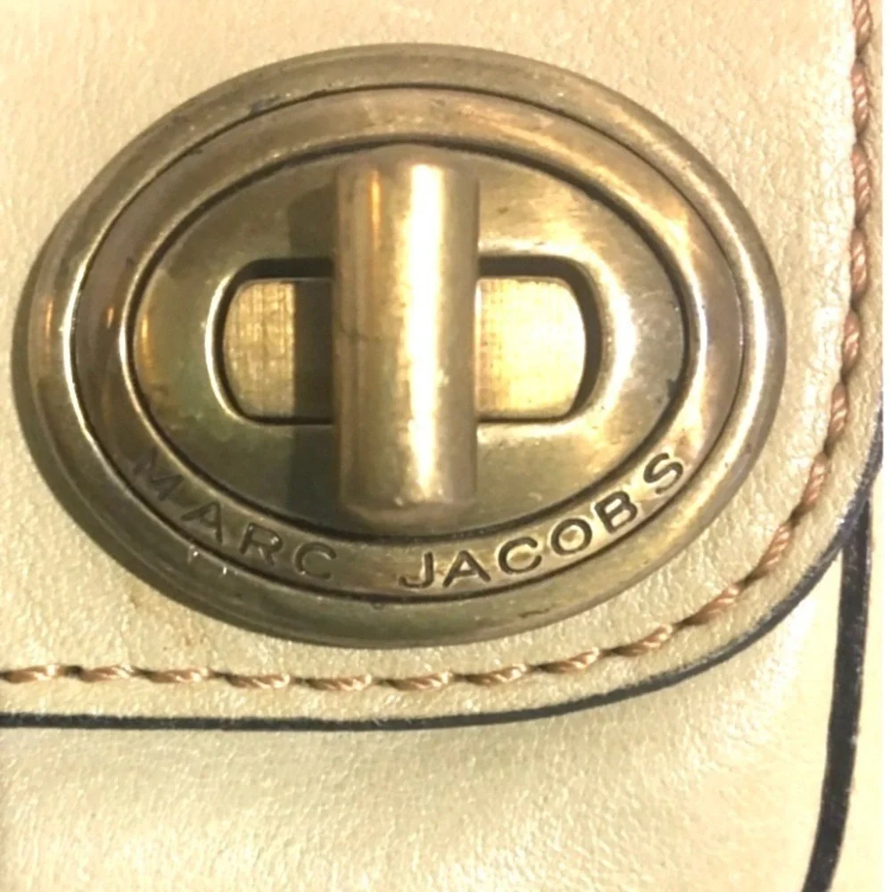 Marc Jacob’s vintage Elegant Cream satchel Handbag